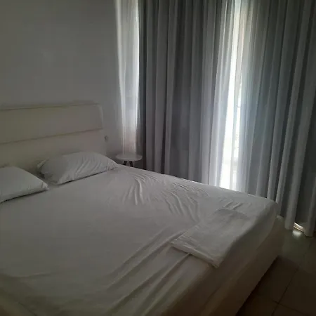 Sunny Vlorë